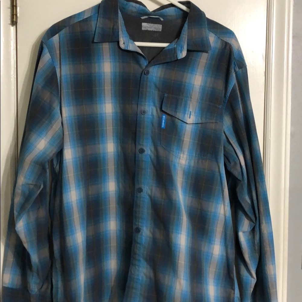 Columbia Button up
